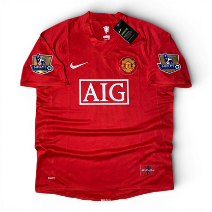 Manchester United's home jersey. Season 07/08. Luís Nani