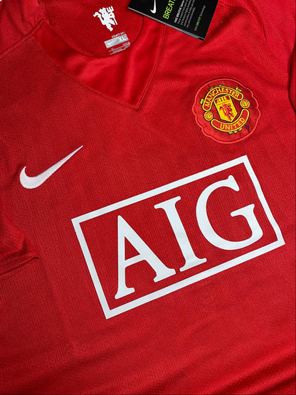 Manchester United's home jersey. Season 07/08. Luís Nani