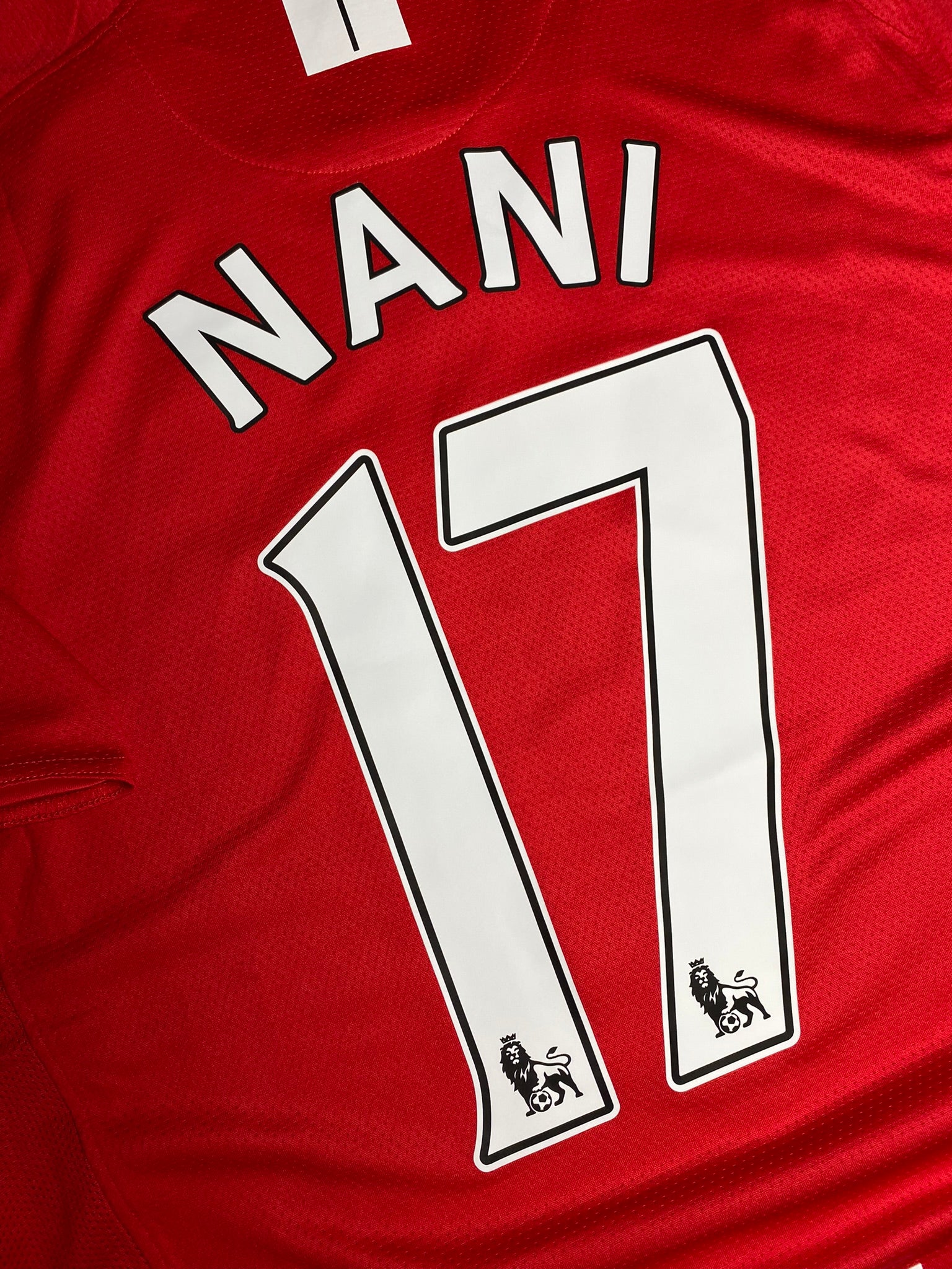 Manchester United's home jersey. Season 07/08. Luís Nani
