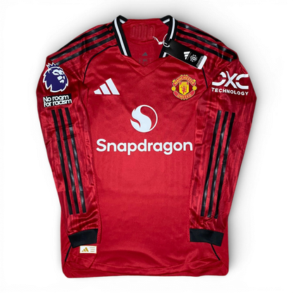Manchester United longsleeve home jersey. Season 25/26. Matheus Cunha