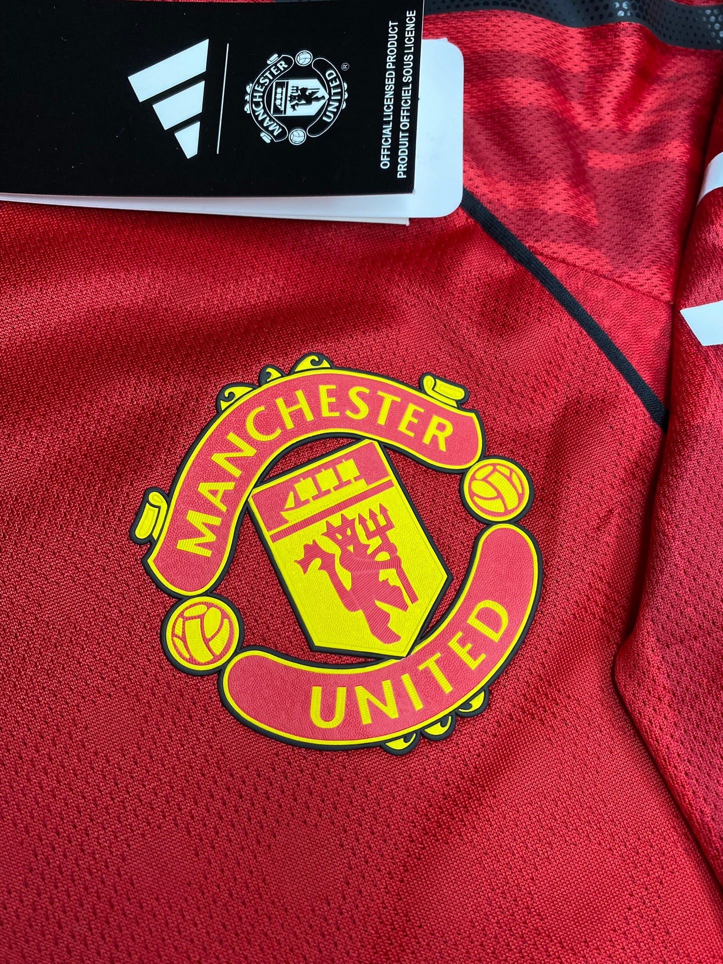 Manchester United longsleeve home jersey. Season 25/26. Matheus Cunha