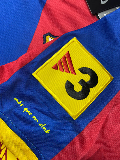 Barcelona home jersey. Season 10/11. Carles Puyol