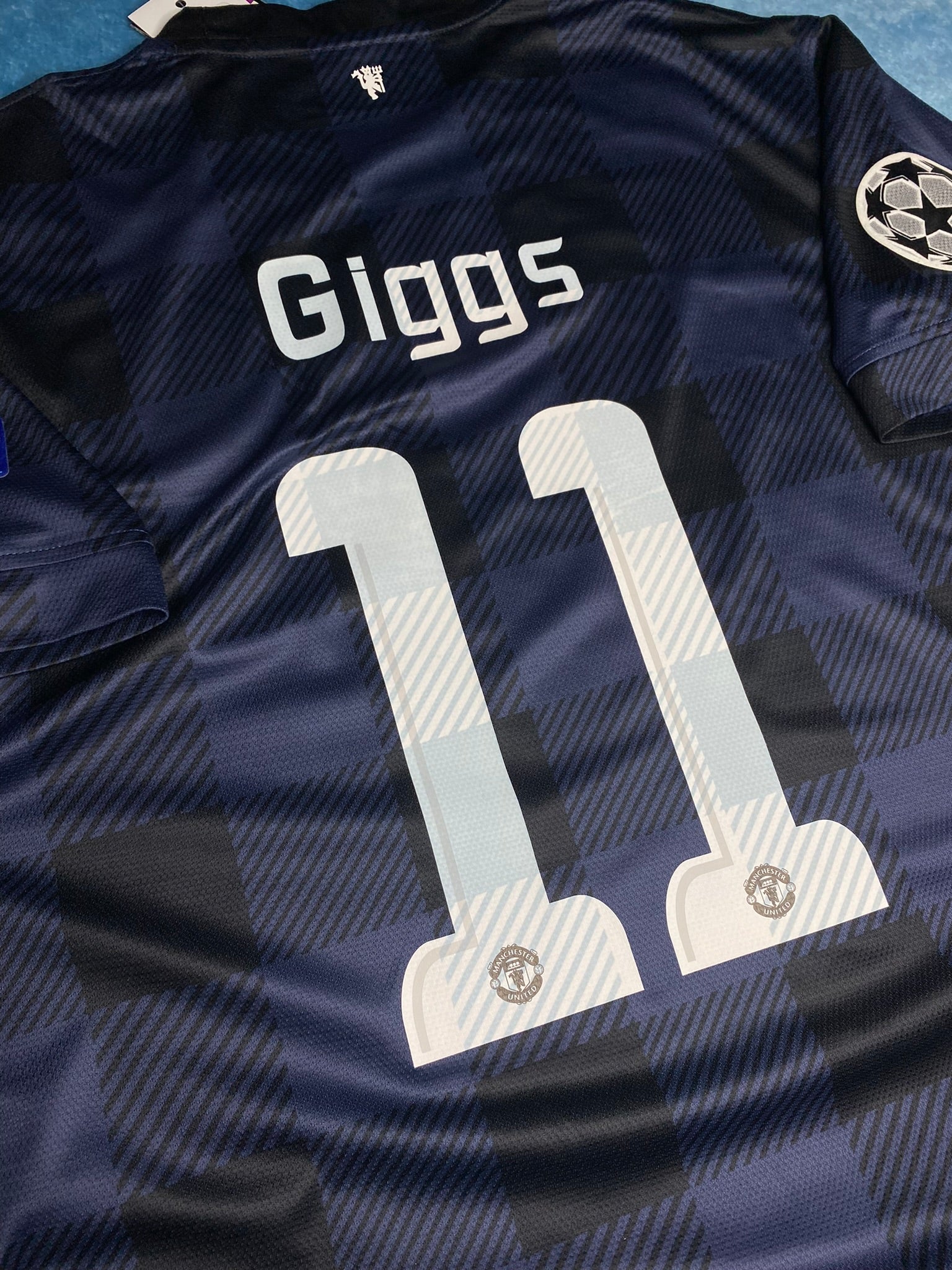 Mancehster United away jersey. Season 13/14. Ryan Giggs