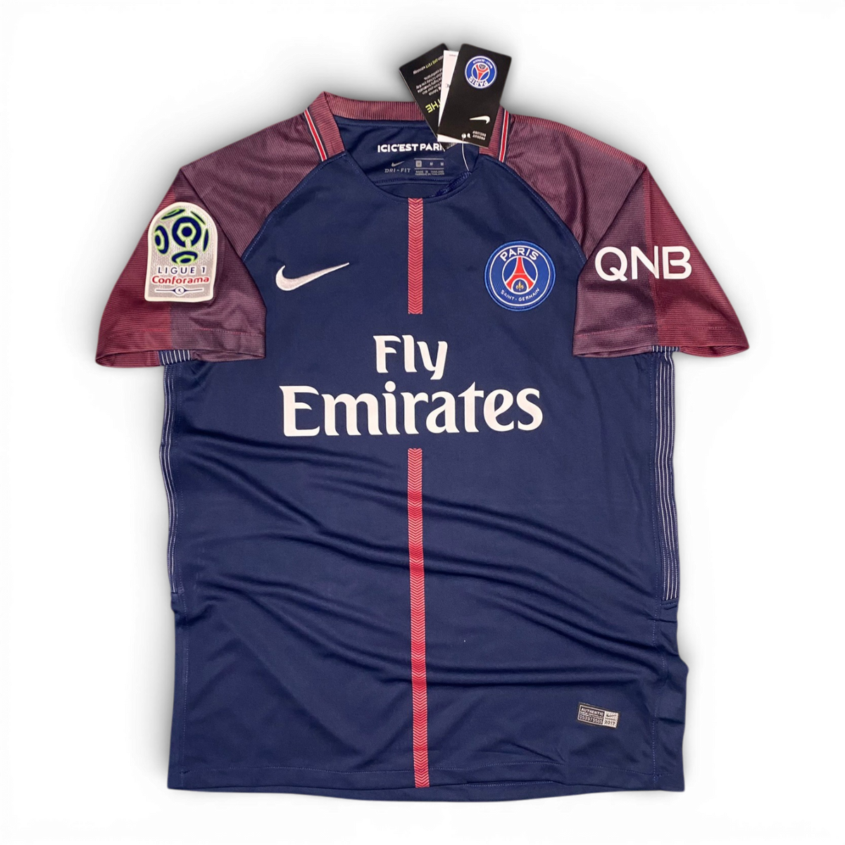 Paris Saint-Germain (PSG) home jersey. Season 16/17. Neymar da Silva Santos Júnior.