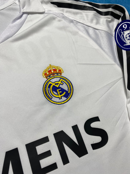 Real Madrid's home jersey. Season 05/06. Ronaldo Nazario