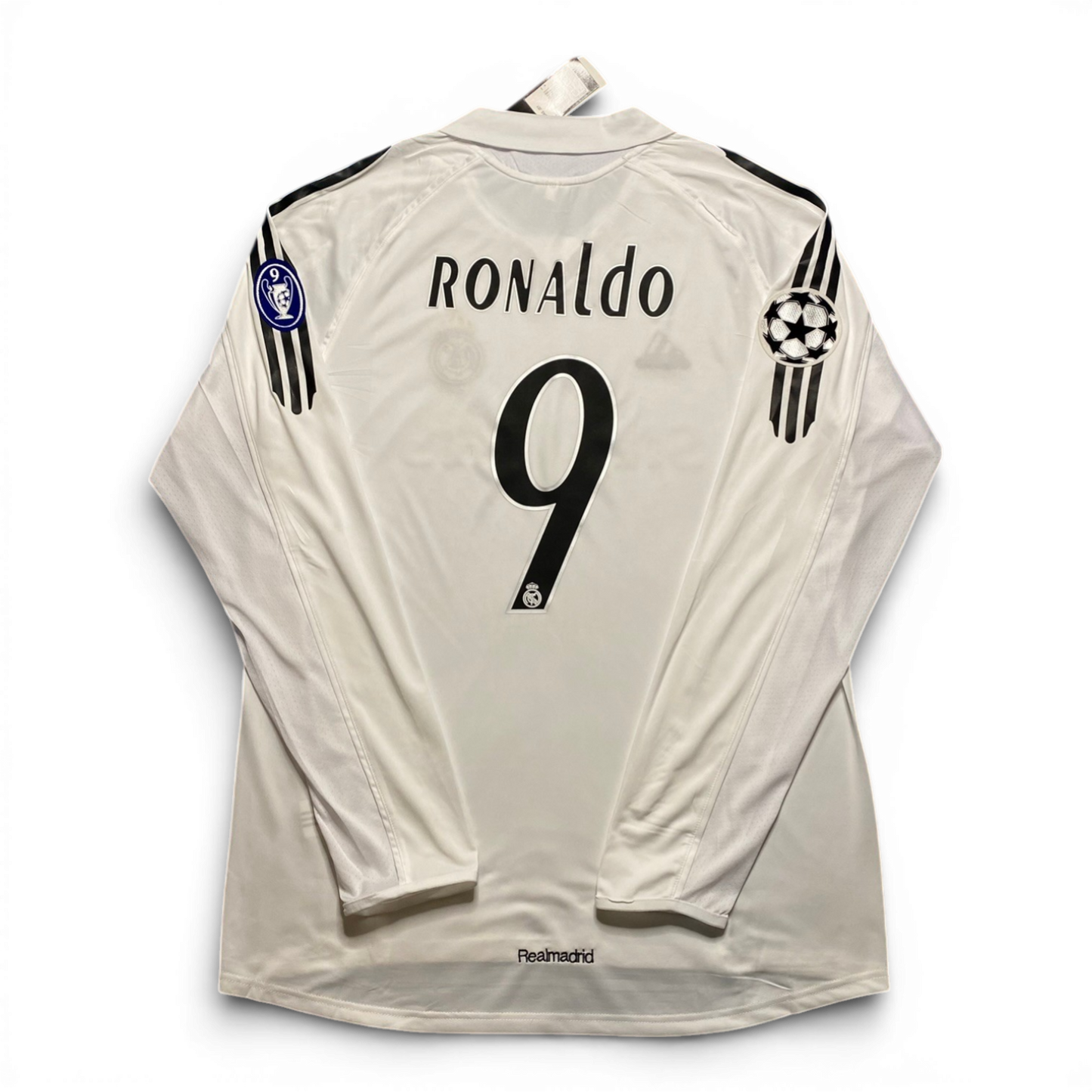 Real Madrid's home jersey. Season 05/06. Ronaldo Nazario