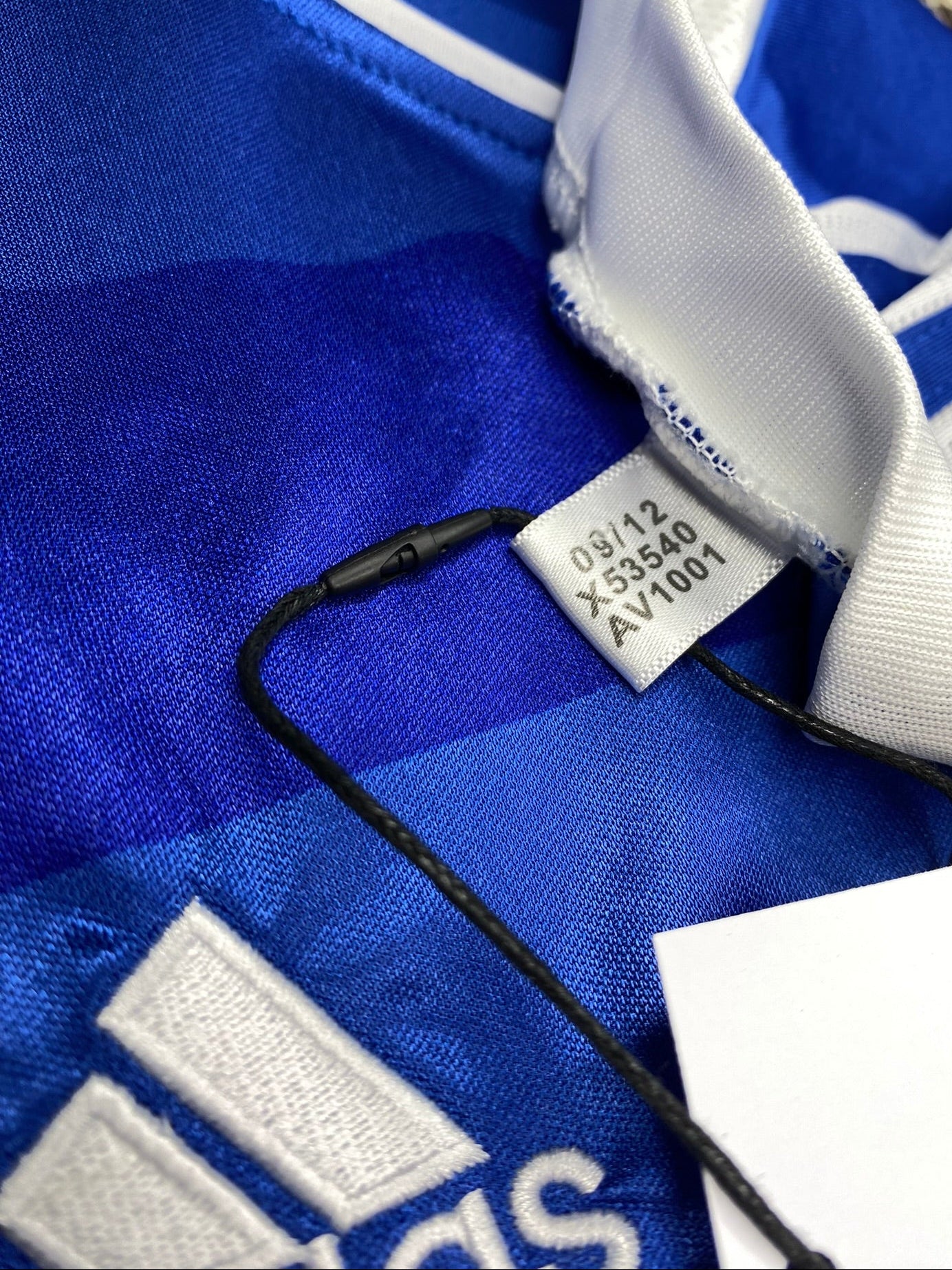 Chelsea's longsleeve home jersey for the 2012 Champions League Final. Frank Lampard.