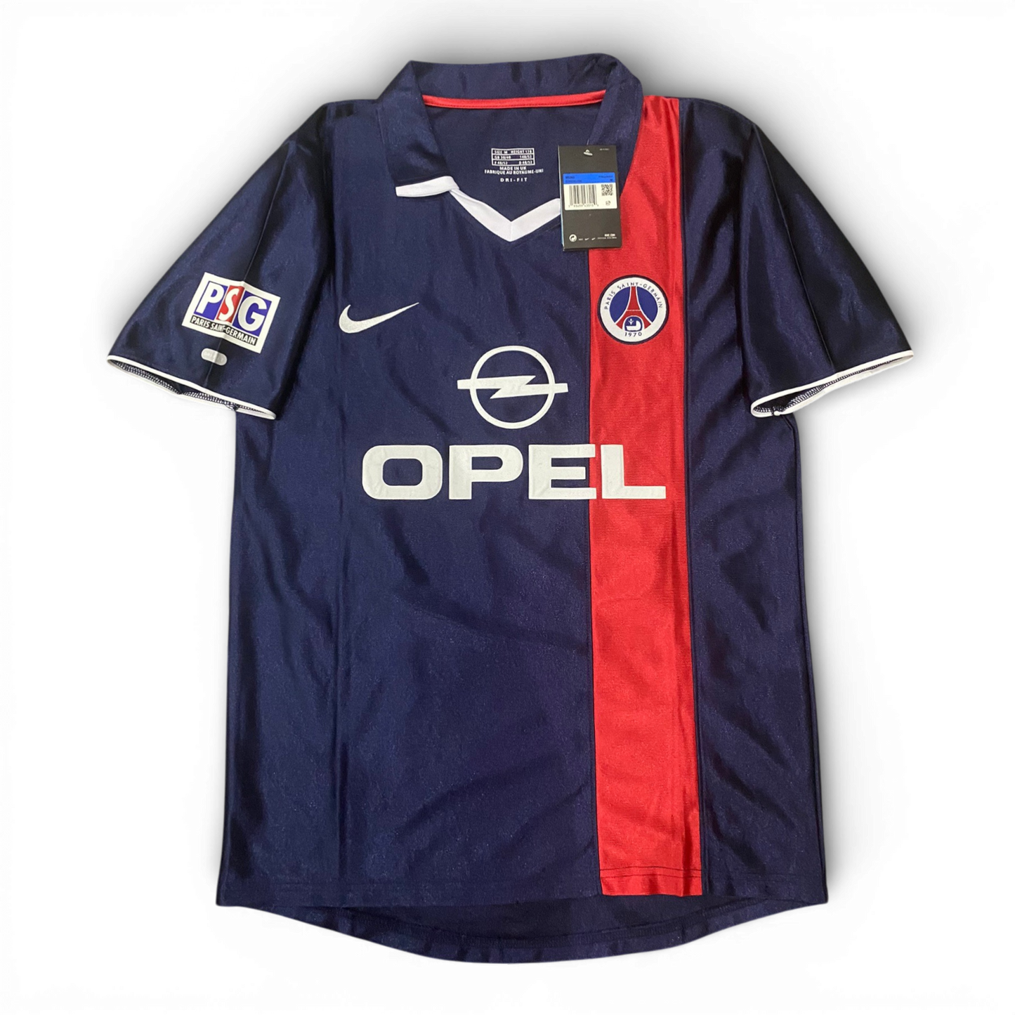 Paris Sain-Germain (PSG) home jersey. Season 01/02. Ronaldinho Gaucho