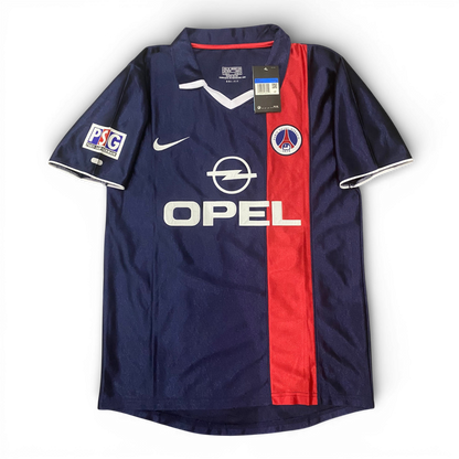 Paris Sain-Germain (PSG) home jersey. Season 01/02. Ronaldinho Gaucho