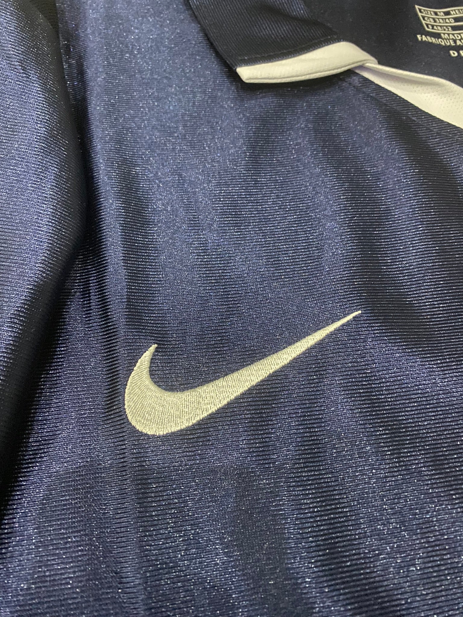 Paris Sain-Germain (PSG) home jersey. Season 01/02. Ronaldinho Gaucho