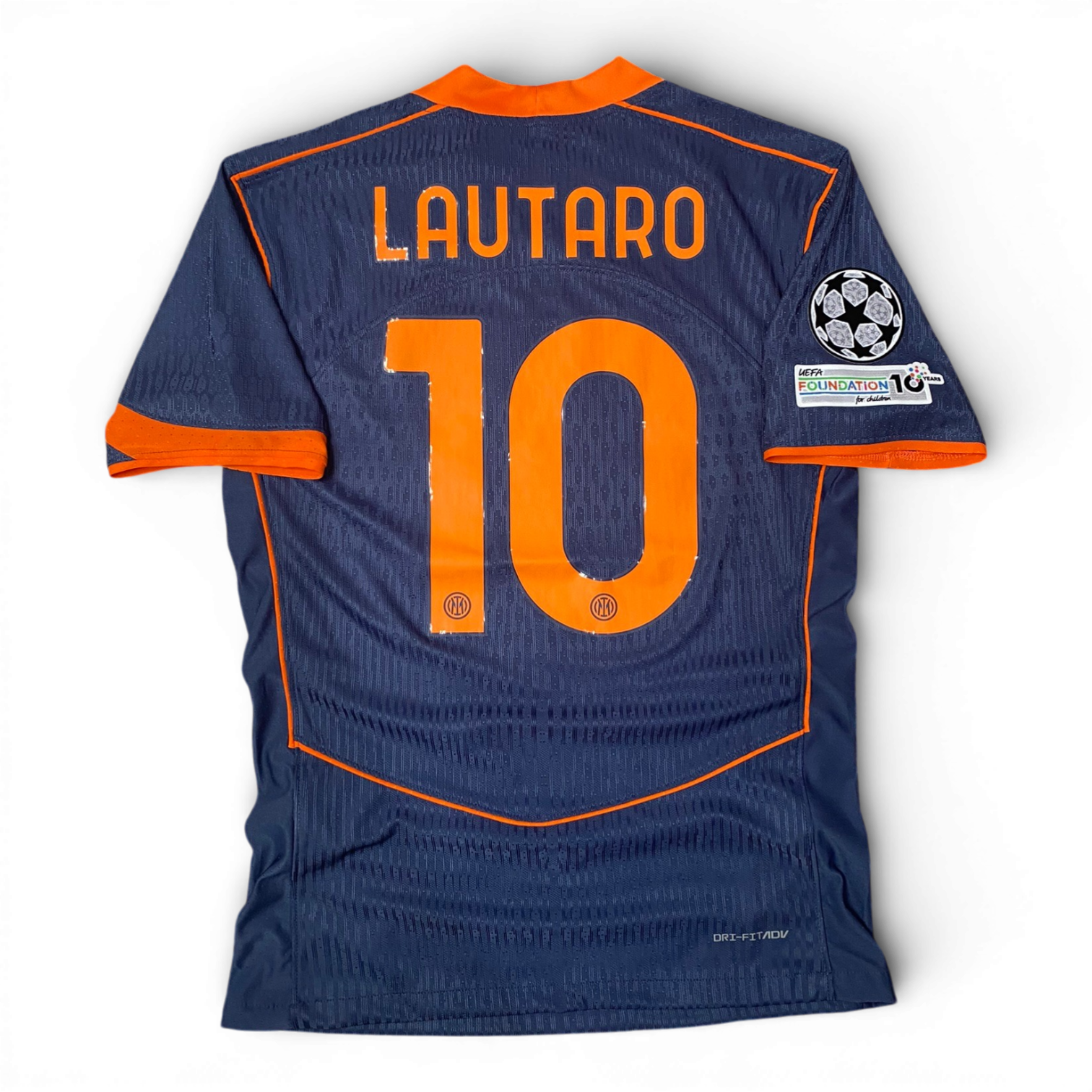 Inter third jersey. Season 25/26. Lautaro Martinez