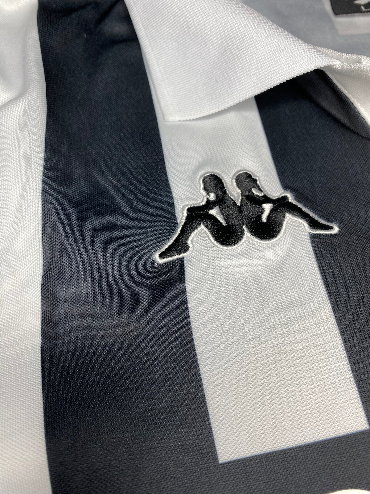 Juventus home jersey. Season 84/85. Michel Platini