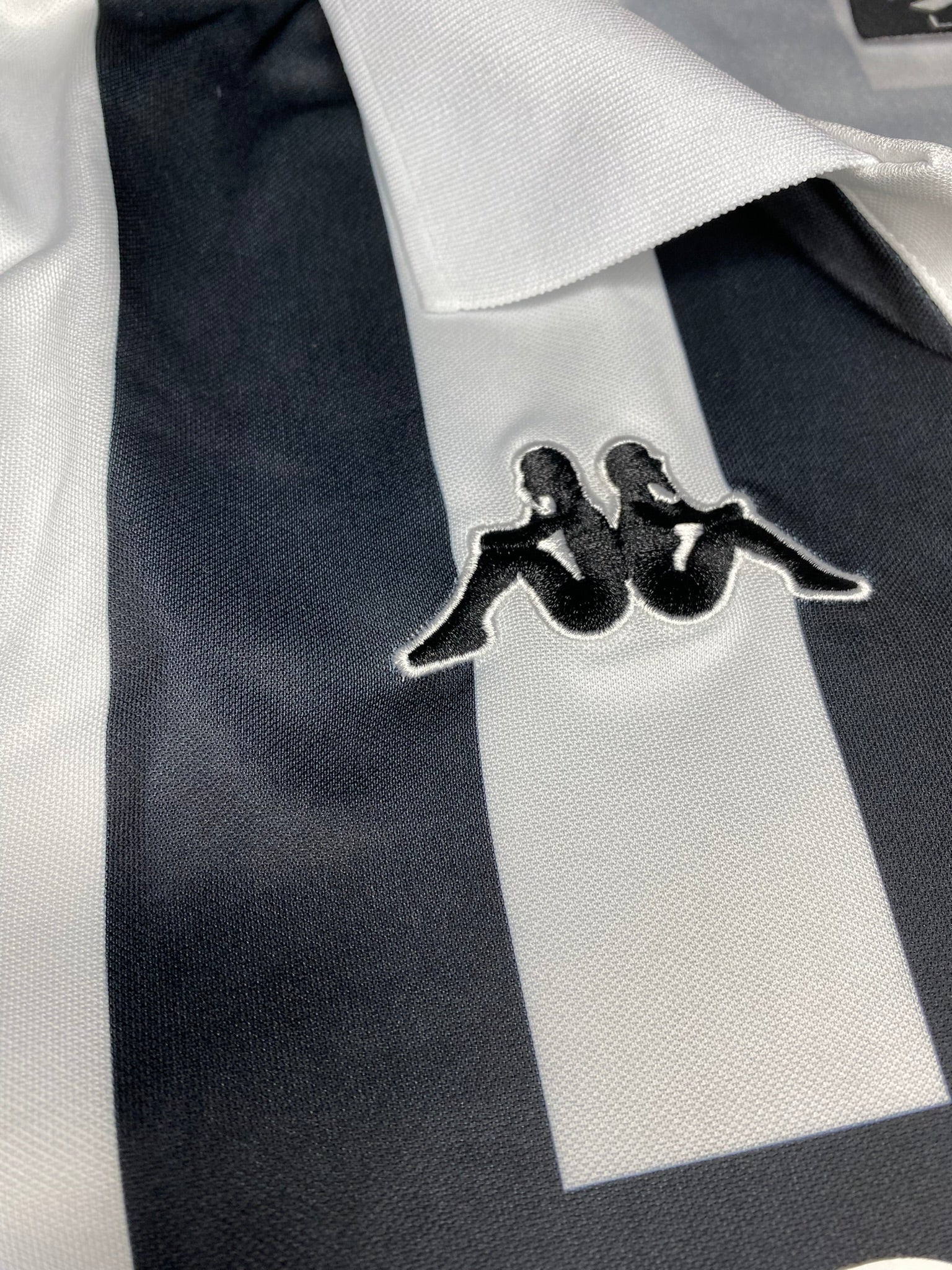 Juventus home jersey. Season 84/85. Michel Platini