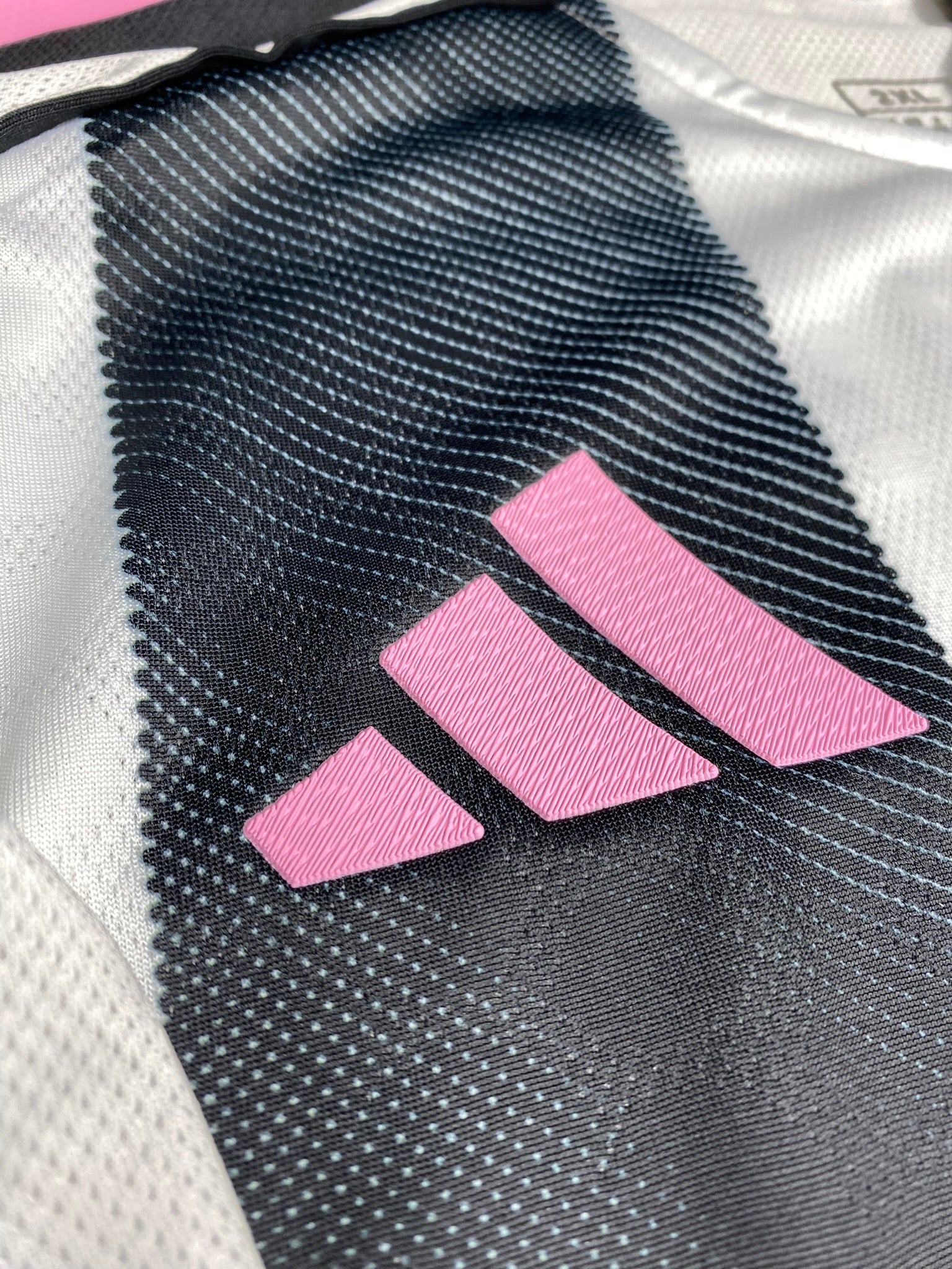 Juventus home jersey. Season 25/26. Kenan Yildiz