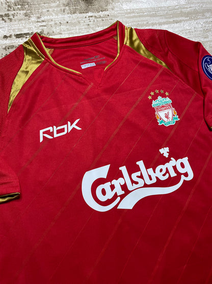 Liverpool home jersey. Season 05/06. Steven Gerrard.