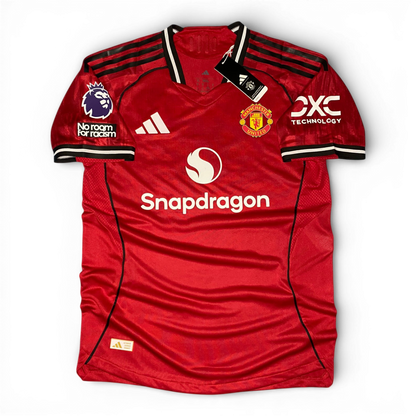 Manchester United home jersey. Season 25/26. Mason Mount