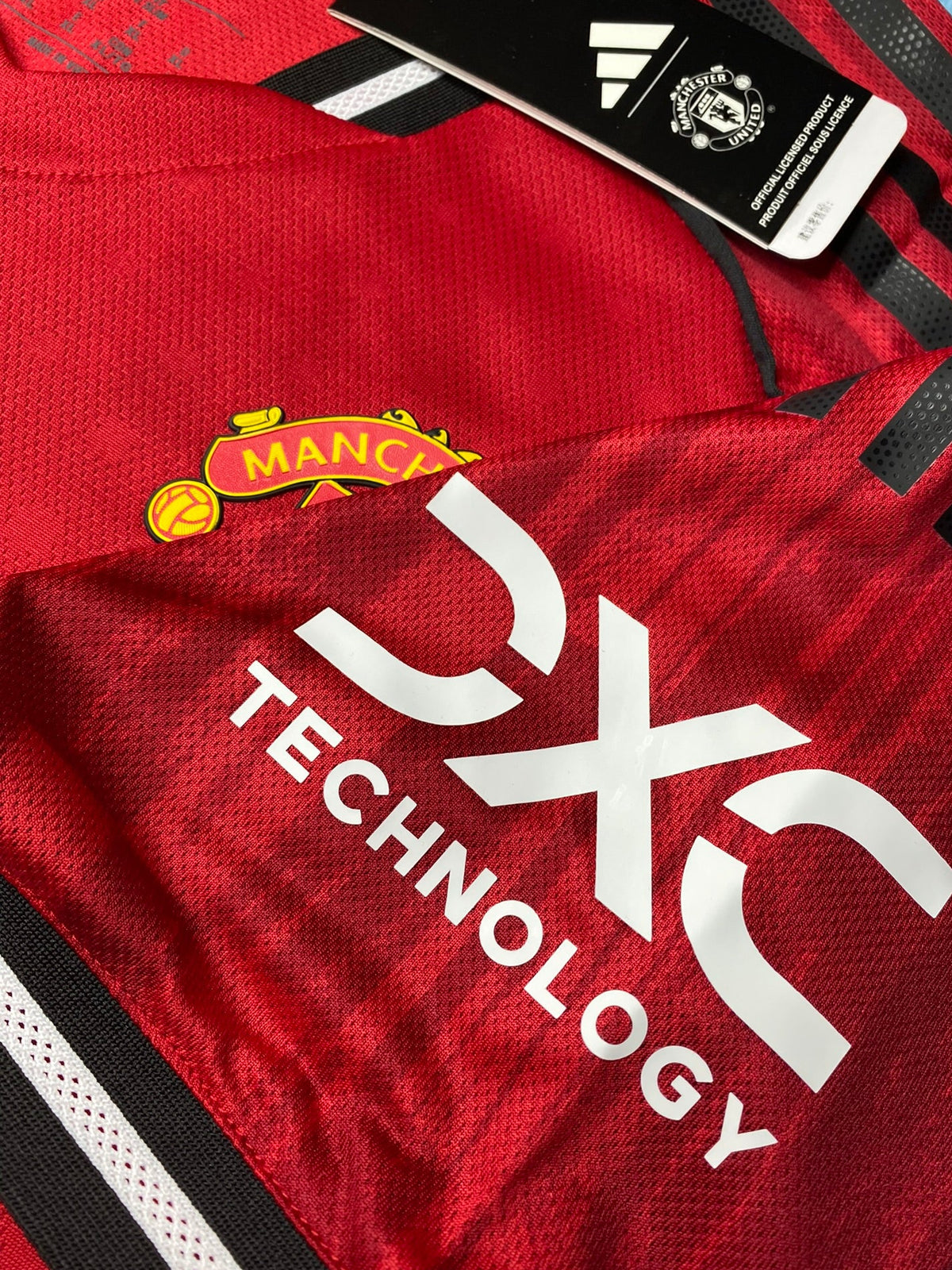 Manchester United home jersey. Season 25/26. Casemiro Carlos Henrique