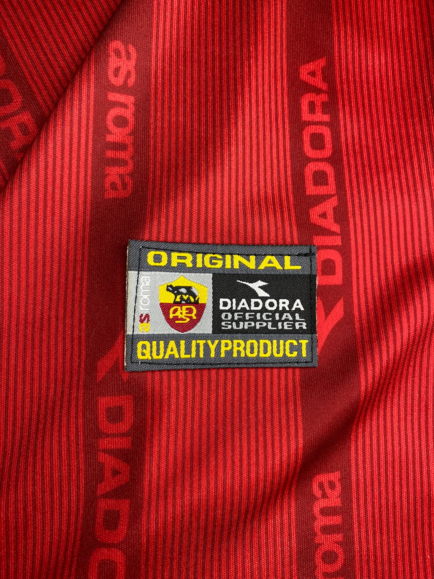 AS Roma home jersey. Season 99/00. Francesco Totti
