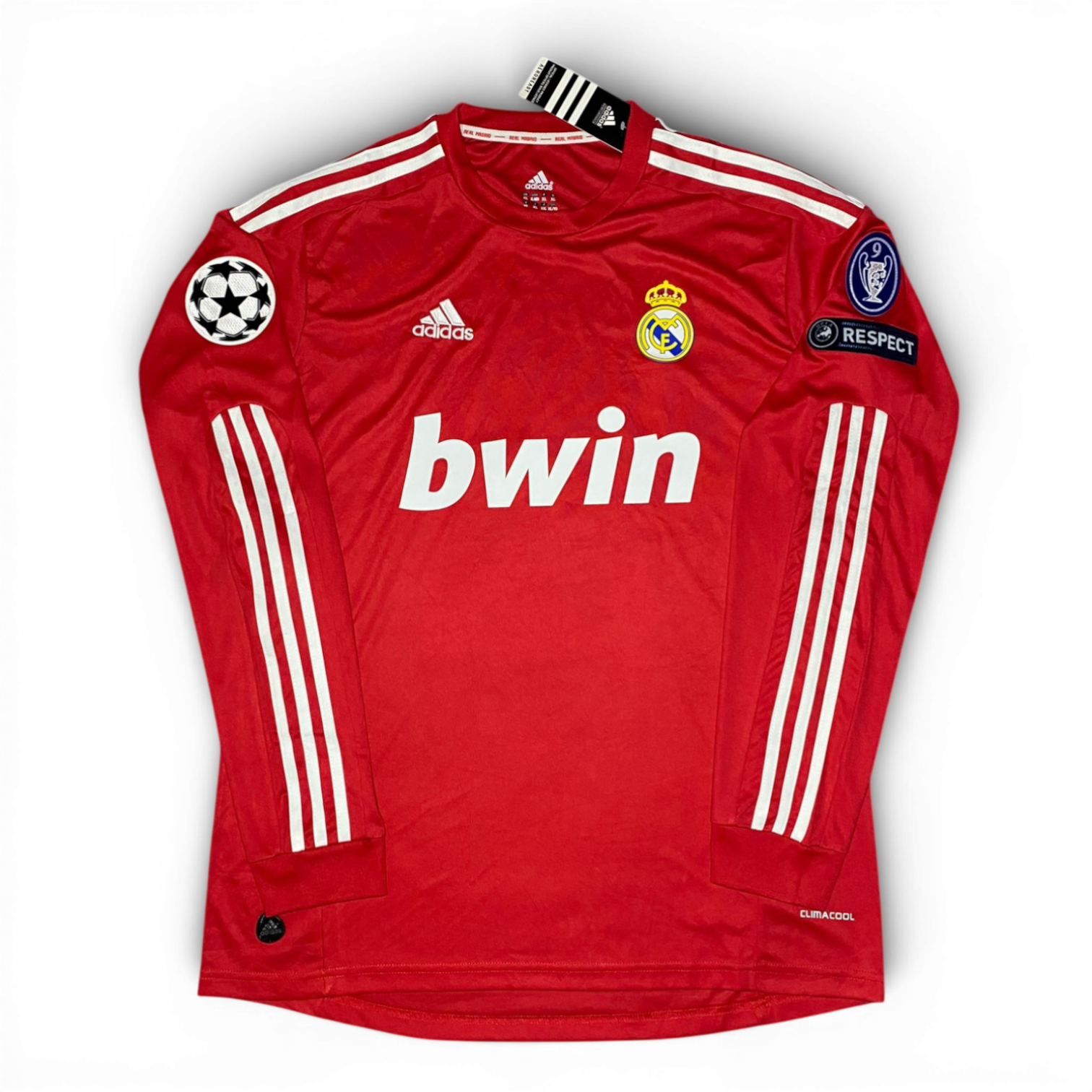 Real Madrid third jersey. Season 11/12. Xabi Alonso