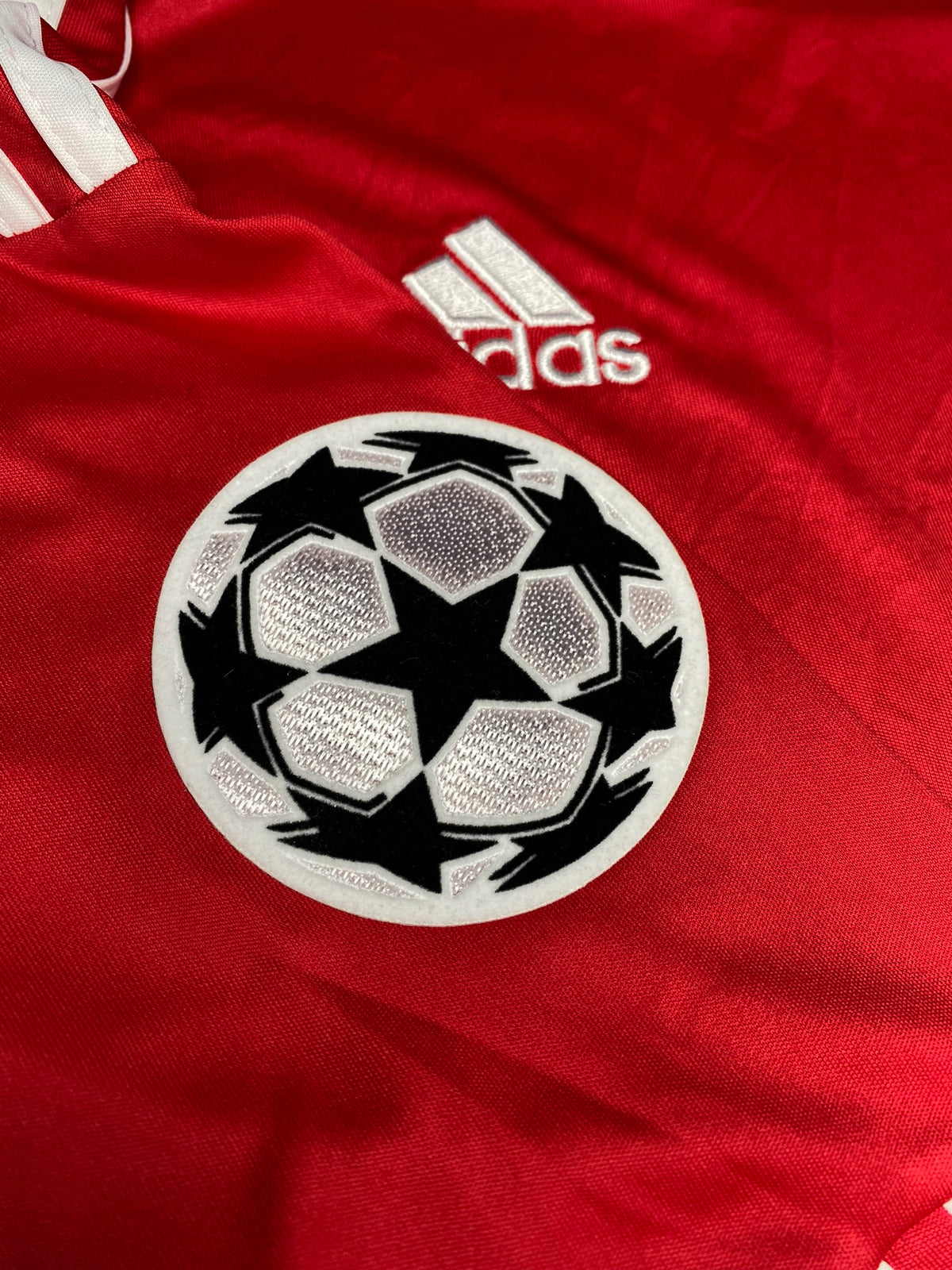 Real Madrid third jersey. Season 11/12. Xabi Alonso