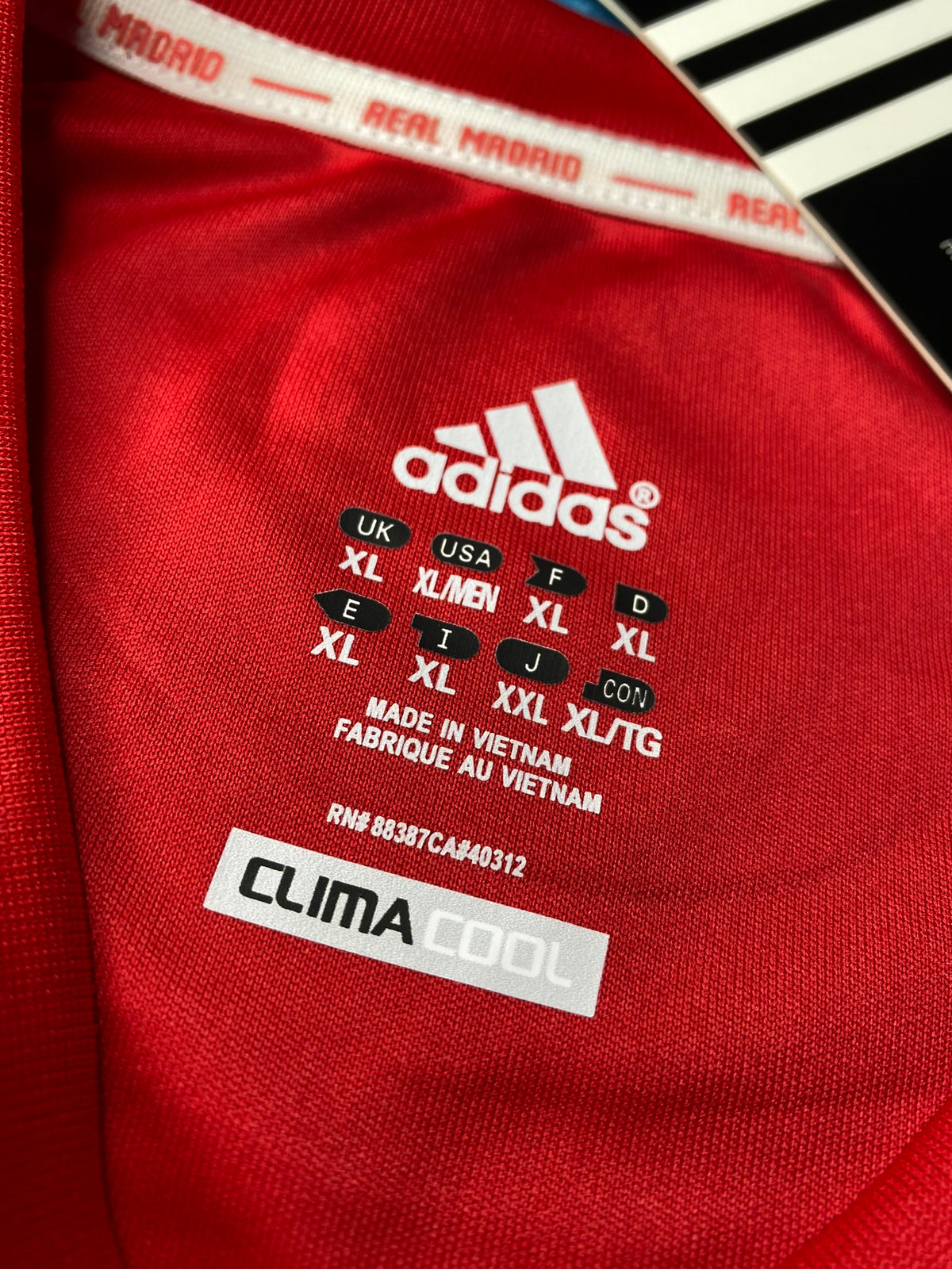 Real Madrid third jersey. Season 11/12. Xabi Alonso