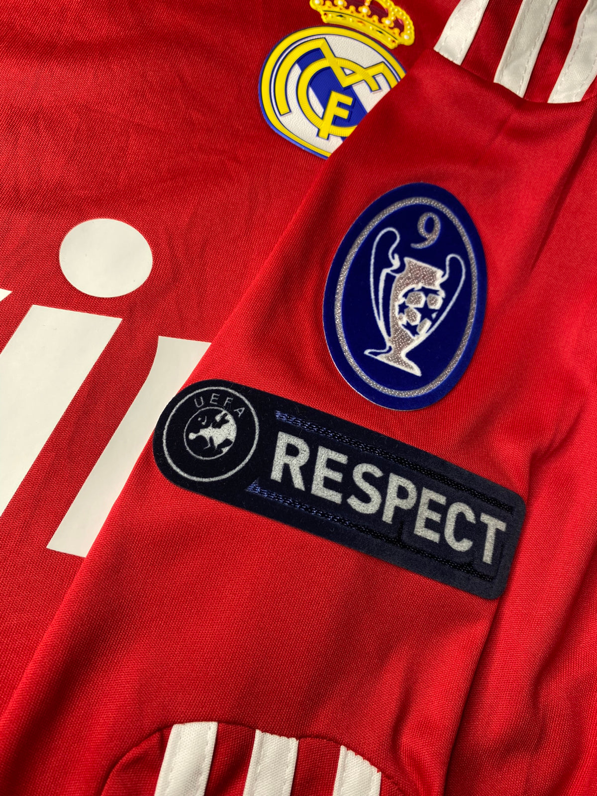 Real Madrid third jersey. Season 11/12. Xabi Alonso
