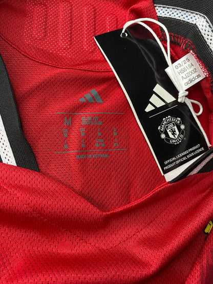 Manchester United home jersey. Season 25/26. Carlos Casemiro