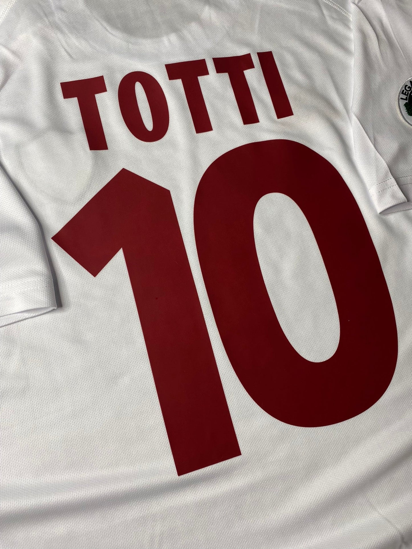 AS Roma away jersey. Season 00/01. Francesco Totti