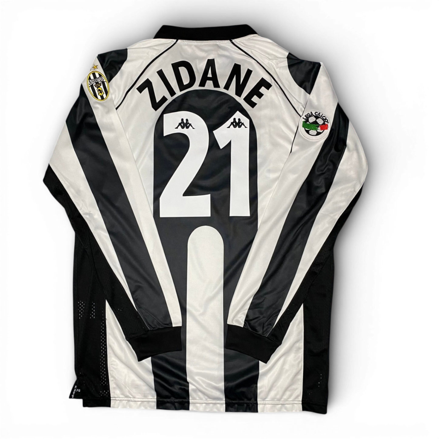 Juventus longsleeve home jersey. Season 97/98. Zinedine Zidane