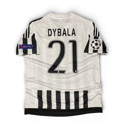 Juventus home jersey. Season 15/16. Paolo Dybala
