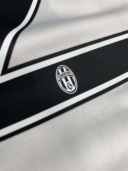 Juventus home jersey. Season 15/16. Paolo Dybala