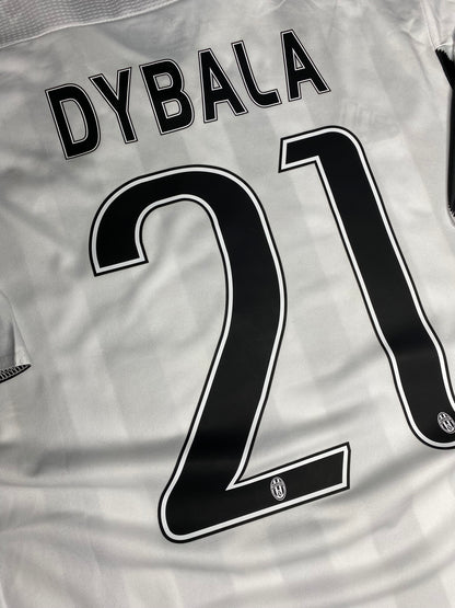Juventus home jersey. Season 15/16. Paolo Dybala