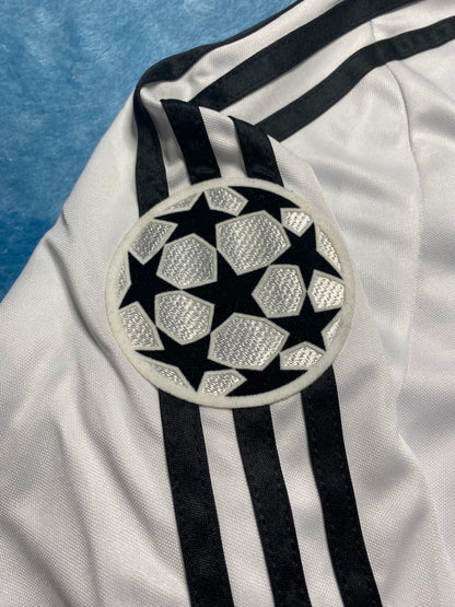 Real Madrid longsleeve home jersey. Season 01/02. Raul Gonzalez Blanco