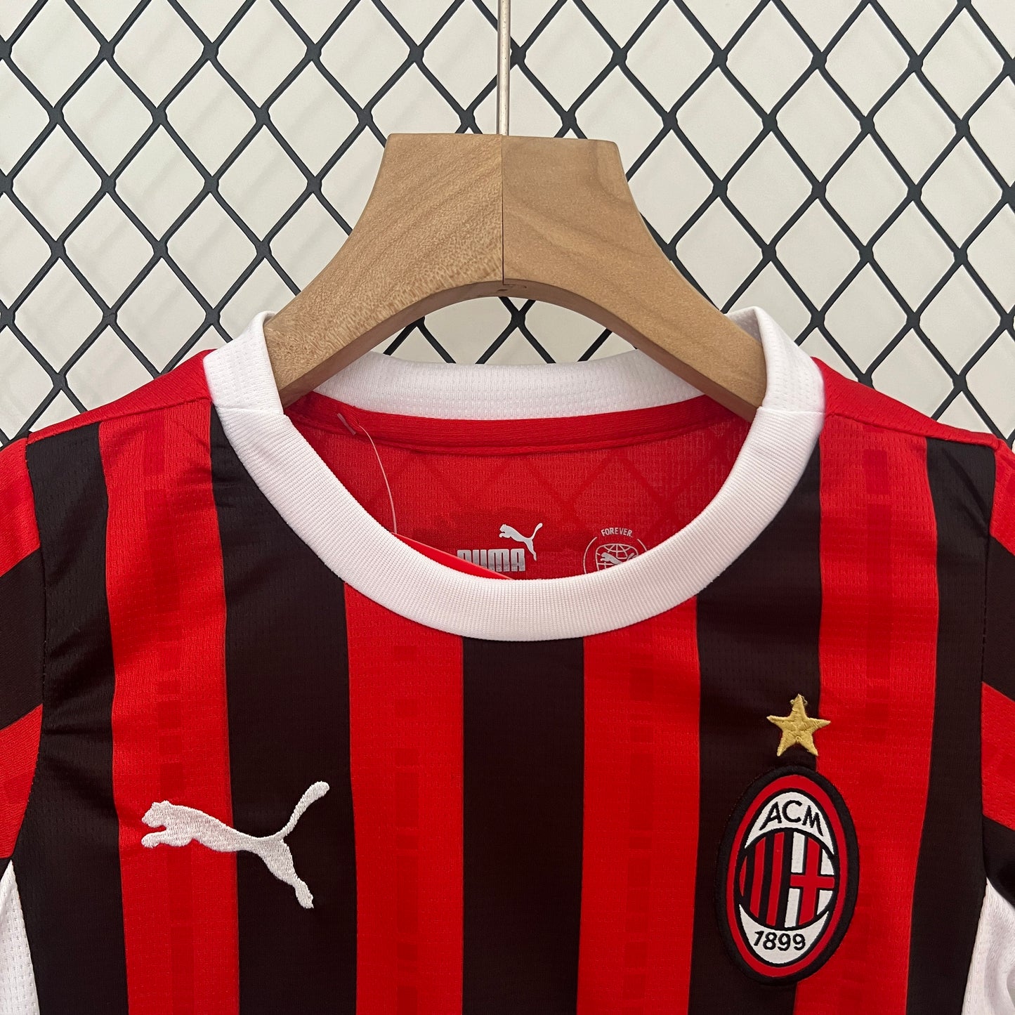 AC Milan home kids set. Season 24/25