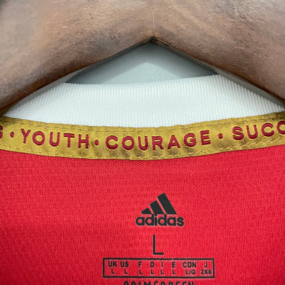 Manchester United home jersey. Season 21/22