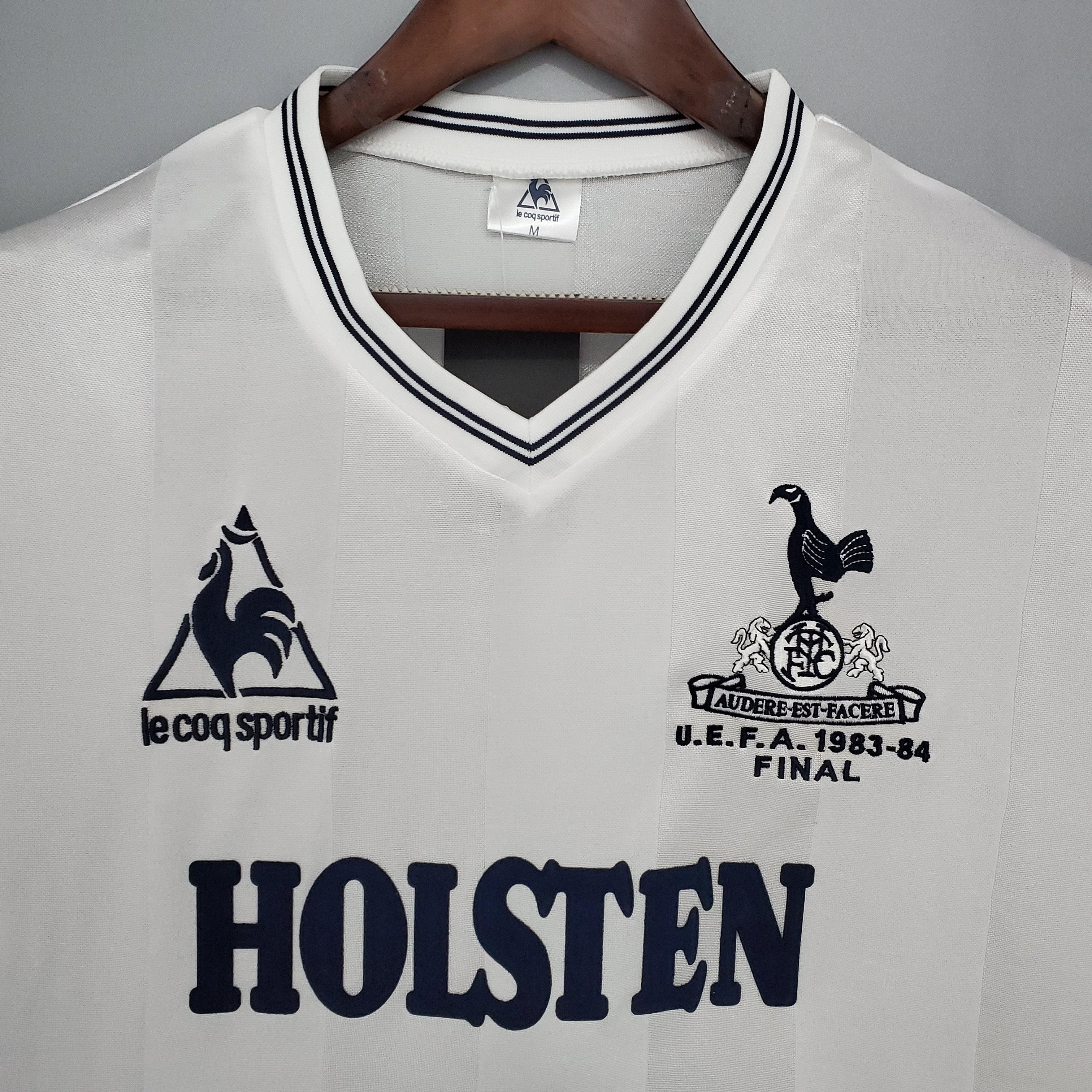 Tottenham Hotspur home jersey. Season 83/84
