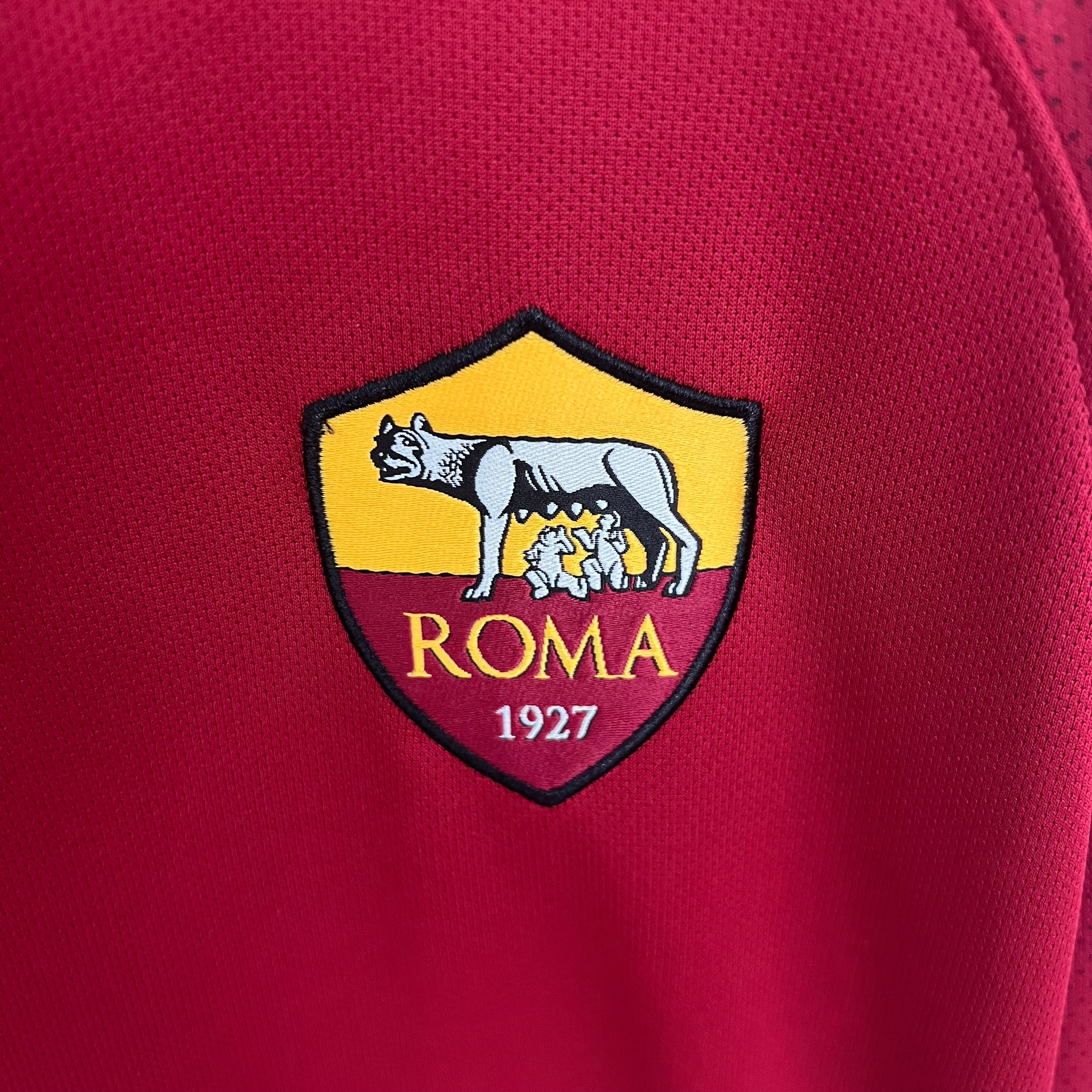 AS Roma longsleeve home jersey. Season 17/18