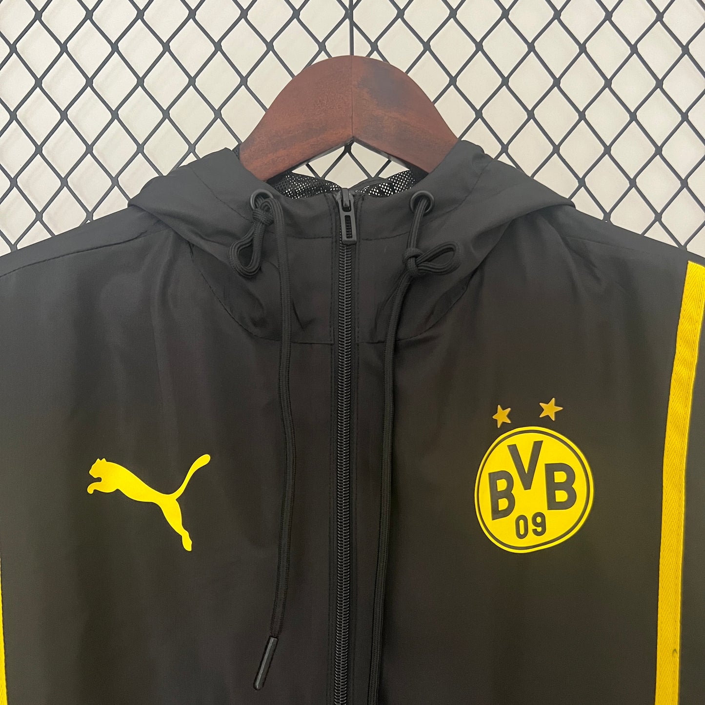Dortmund Windbreaker