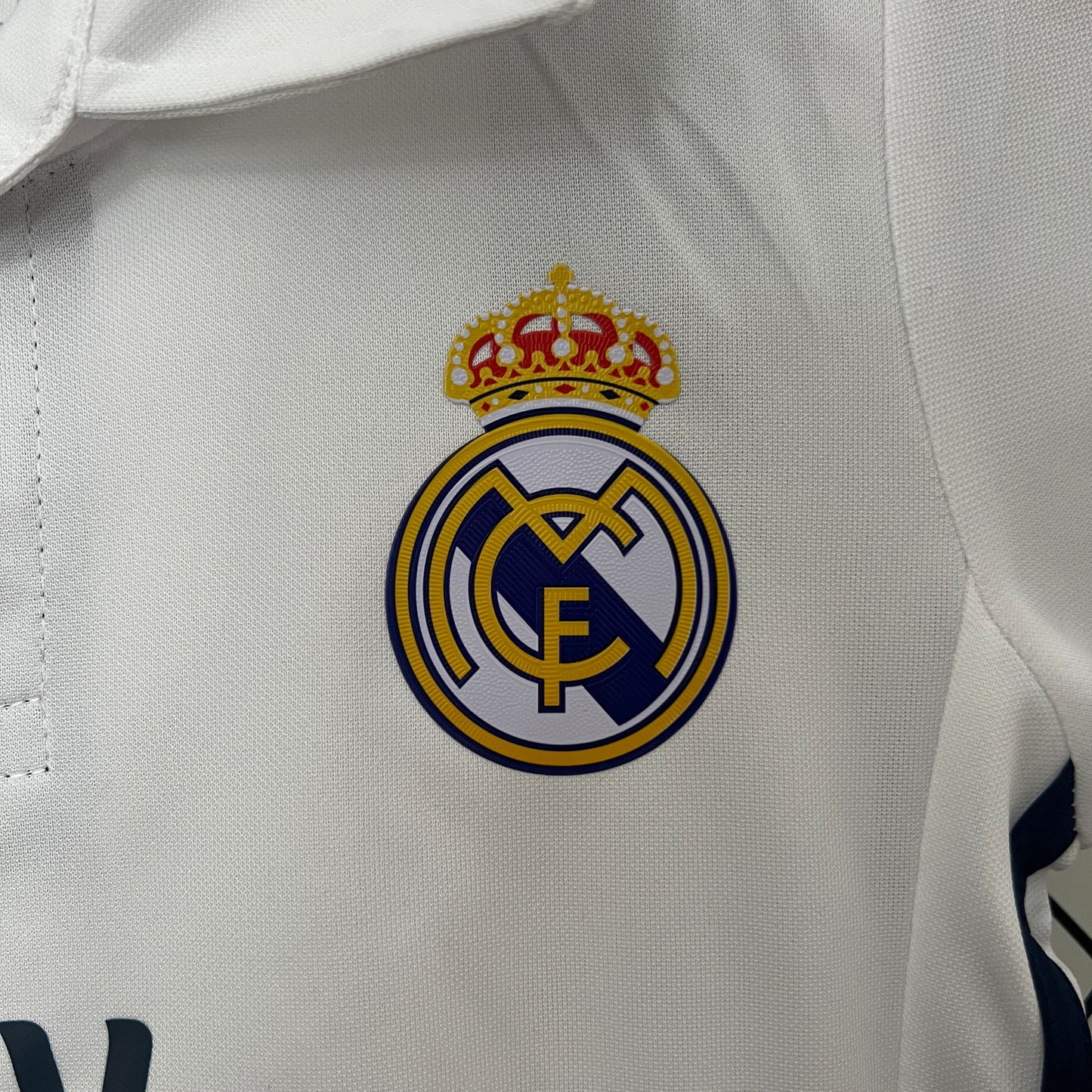 Real Madrid home kids set. Season 16/17