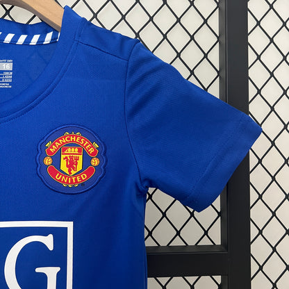 Manchester United away kids set. Season 07/08