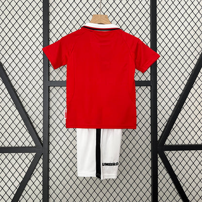 Manchester United UCL 1999 Final kids set. Season 98/99
