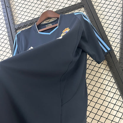 Real Madrid away jersey. Season 03/04