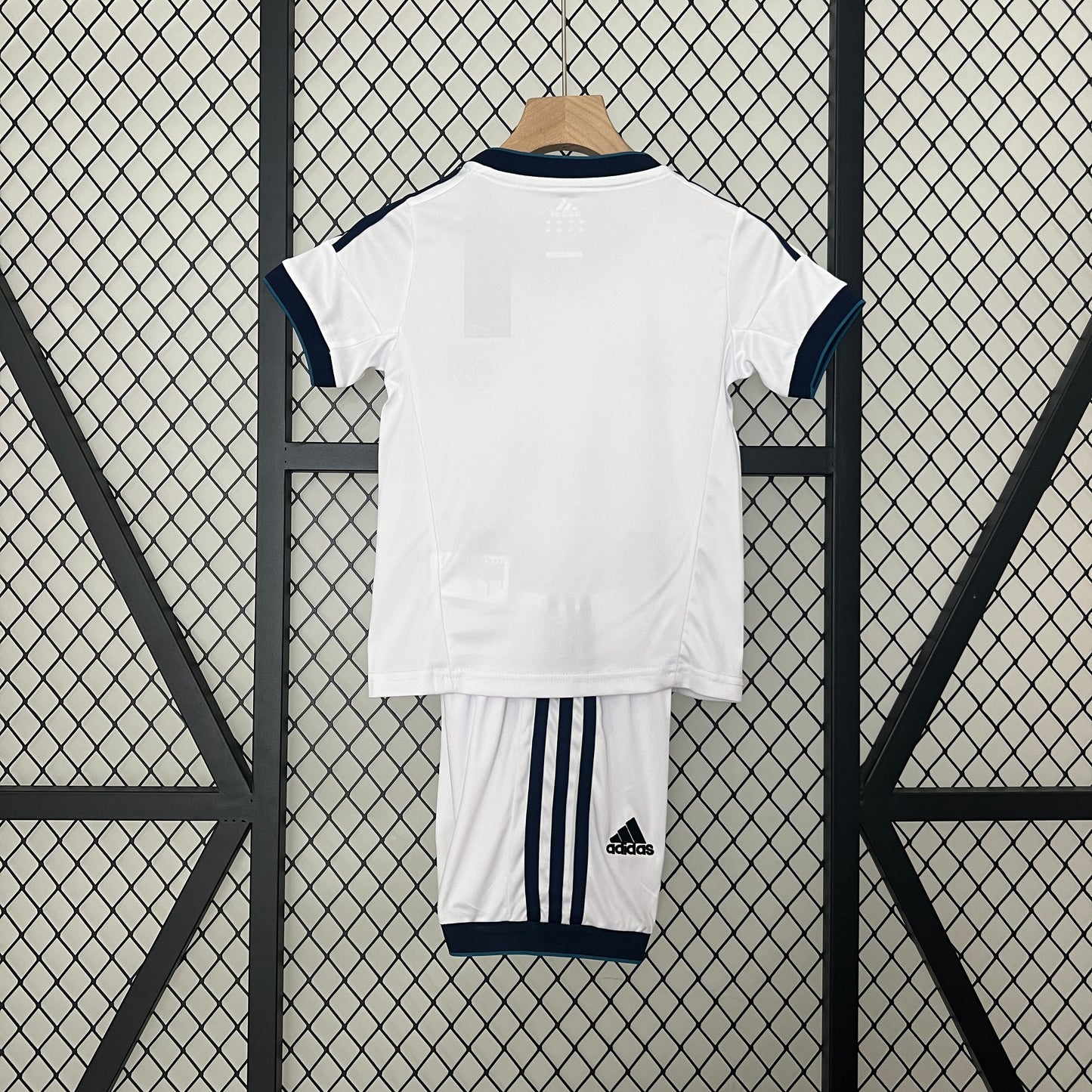 Real Madrid home kids set. Season 12/13