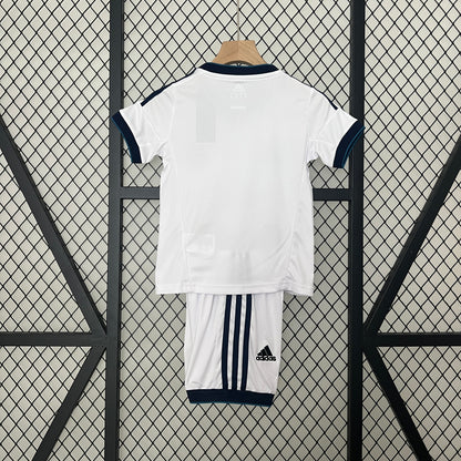 Real Madrid home kids set. Season 12/13