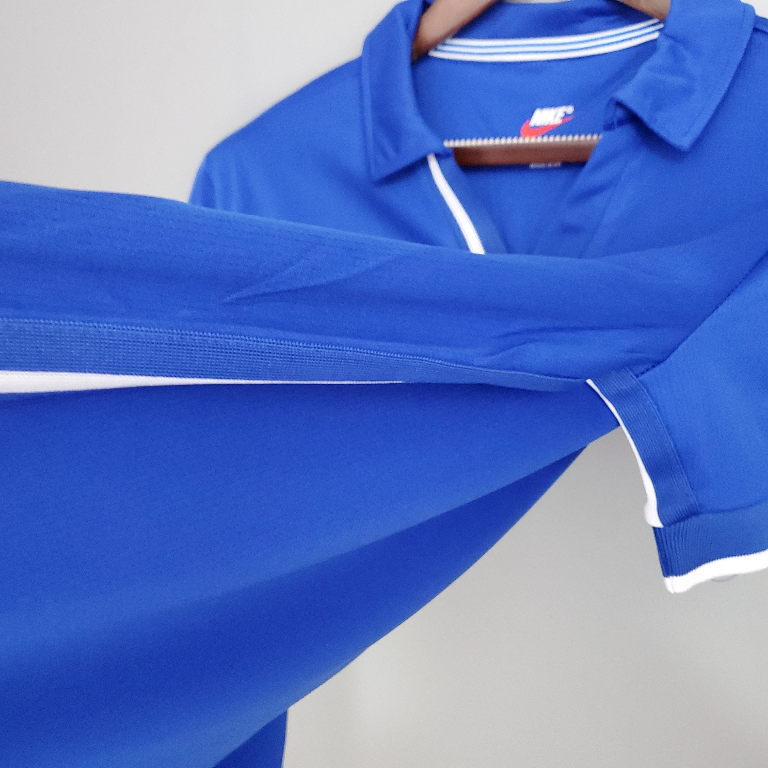 Italy home jersey. Season 97/98