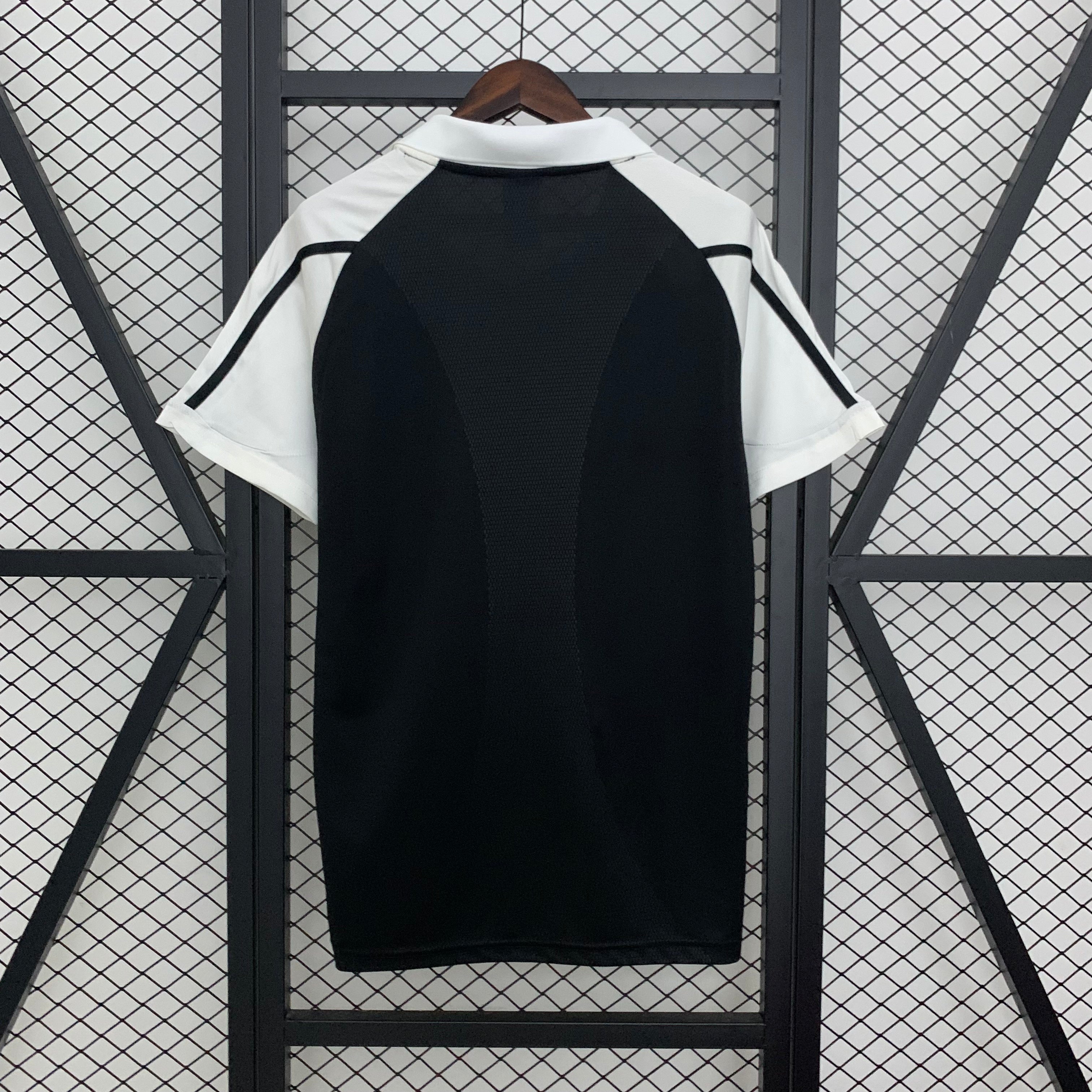 Real Madrid away jersey. Season 01/02