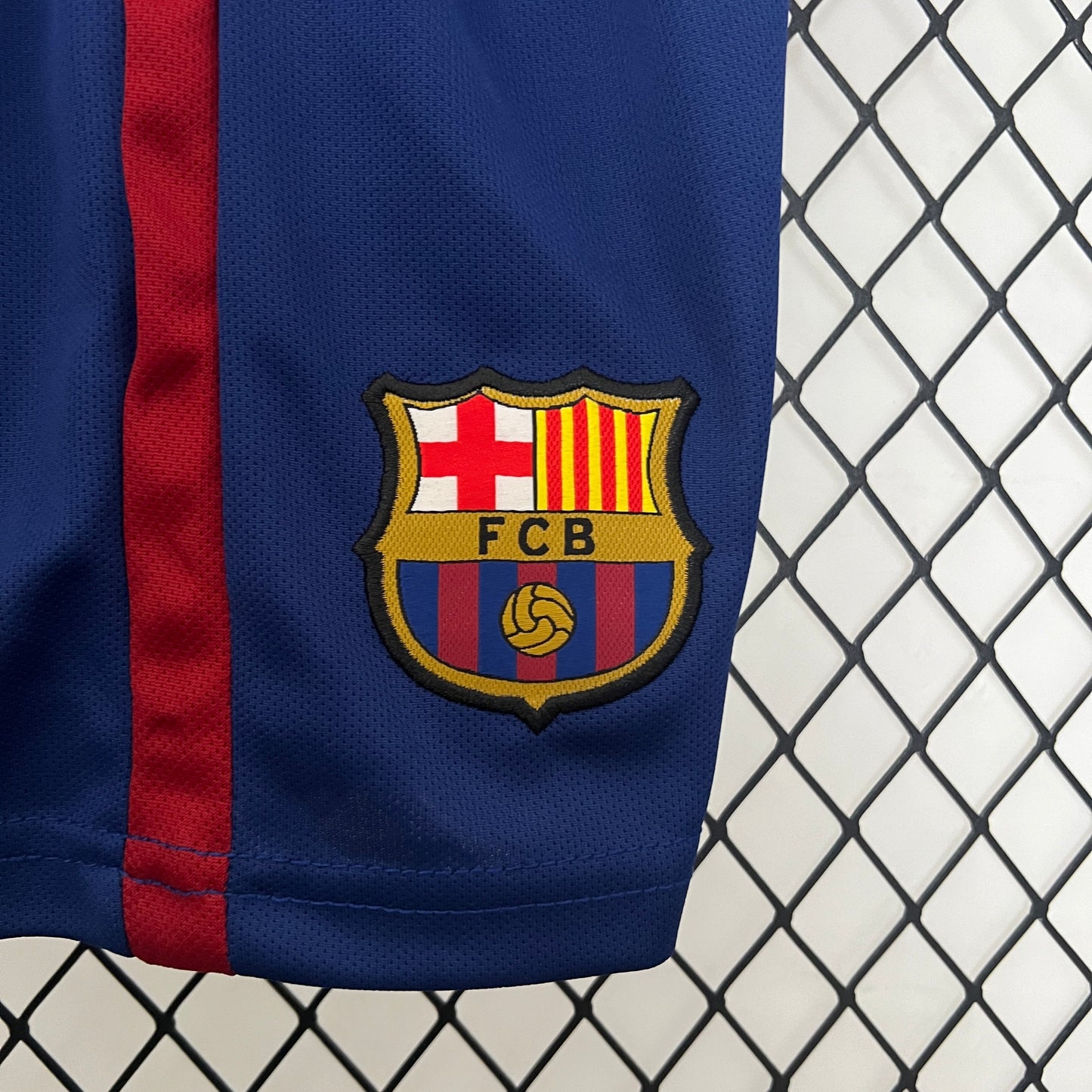 Barcelona home kids set. Season 14/15