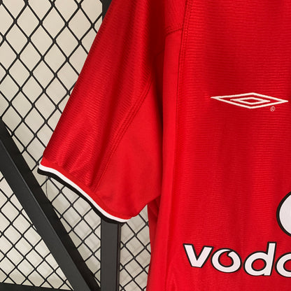 Manchester United home jersey. Season 00/01