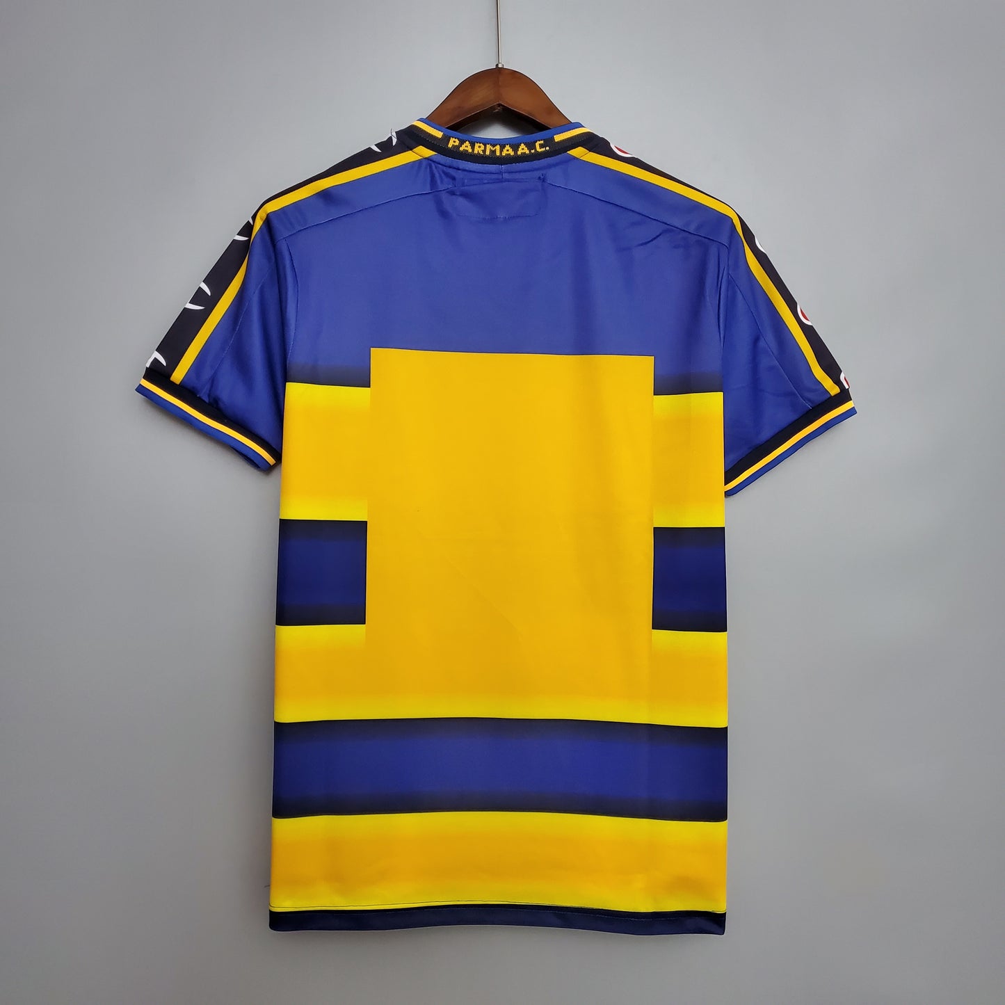 Parma home jersey. Season 01/02