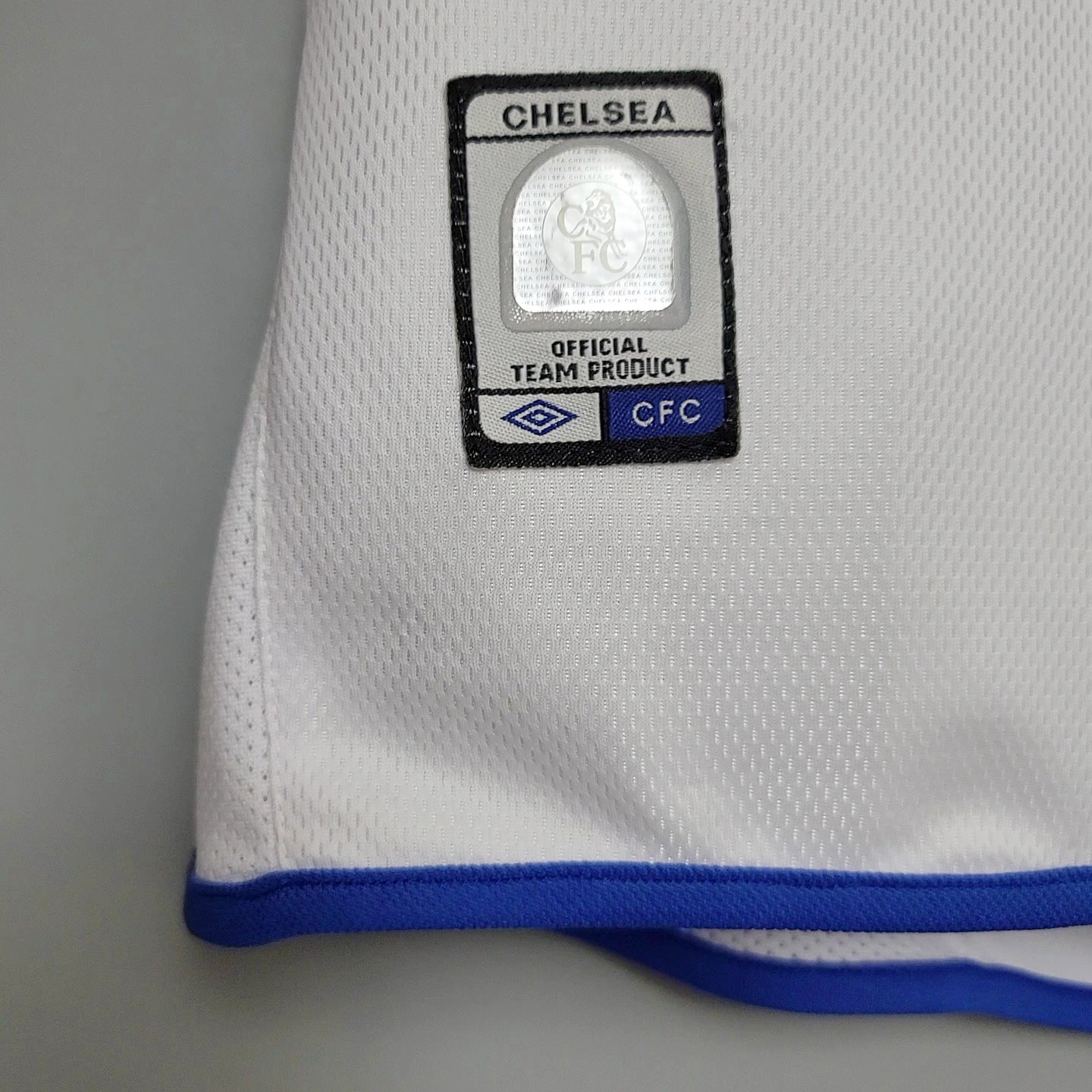 Chelsea away jersey. Season 04/05